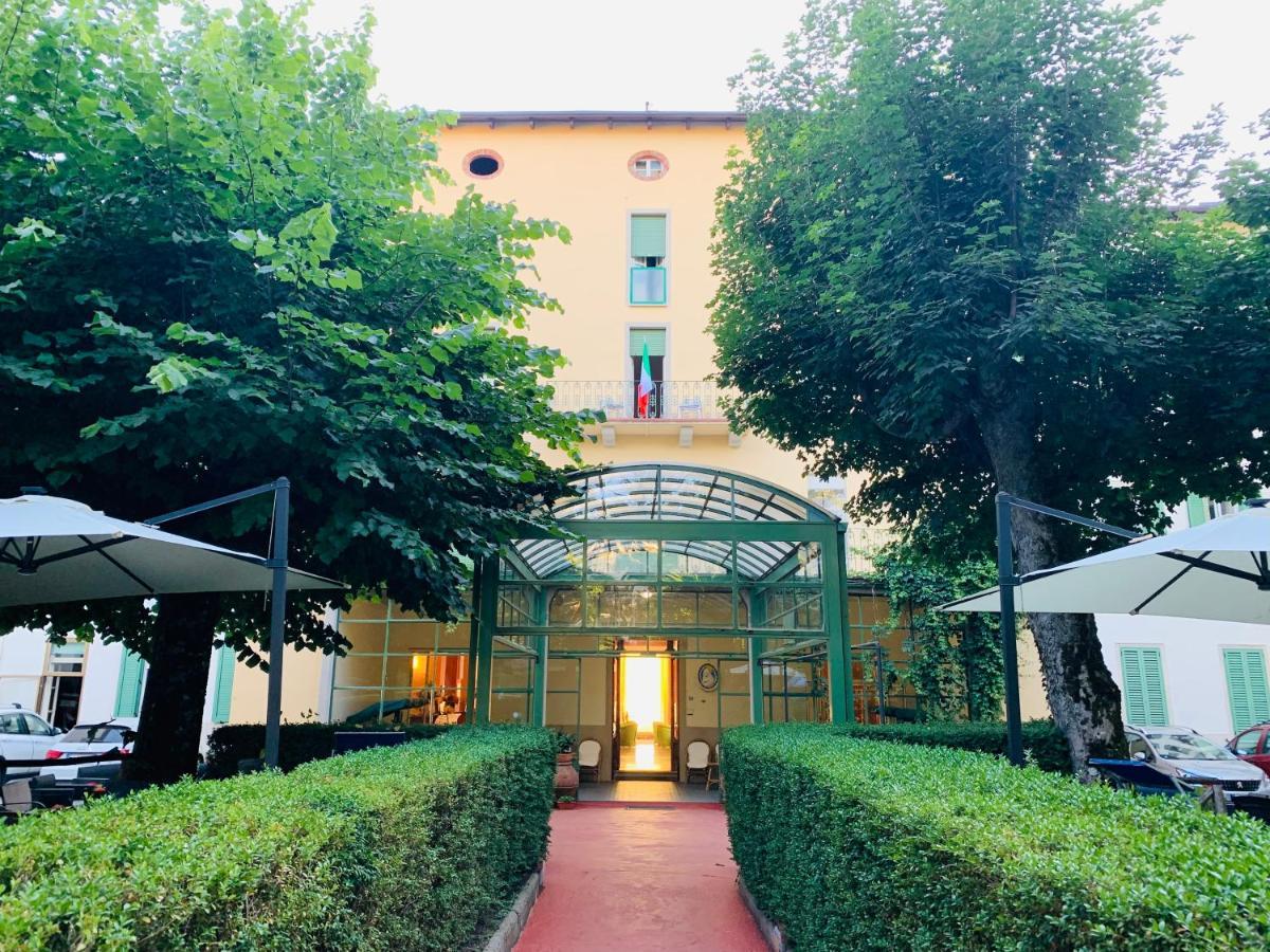 瓦隆布罗萨格兰德酒店 Saltino 外观 照片